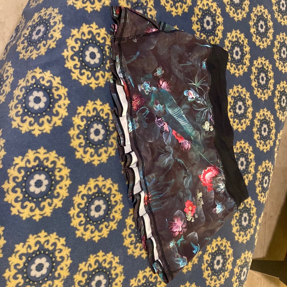 Lululemon Woman Athletic Skirt